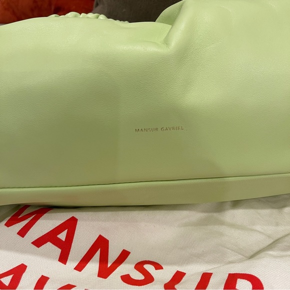 Mansur Gavriel Cloud Clutch Mint BNWT - Picture 4 of 11
